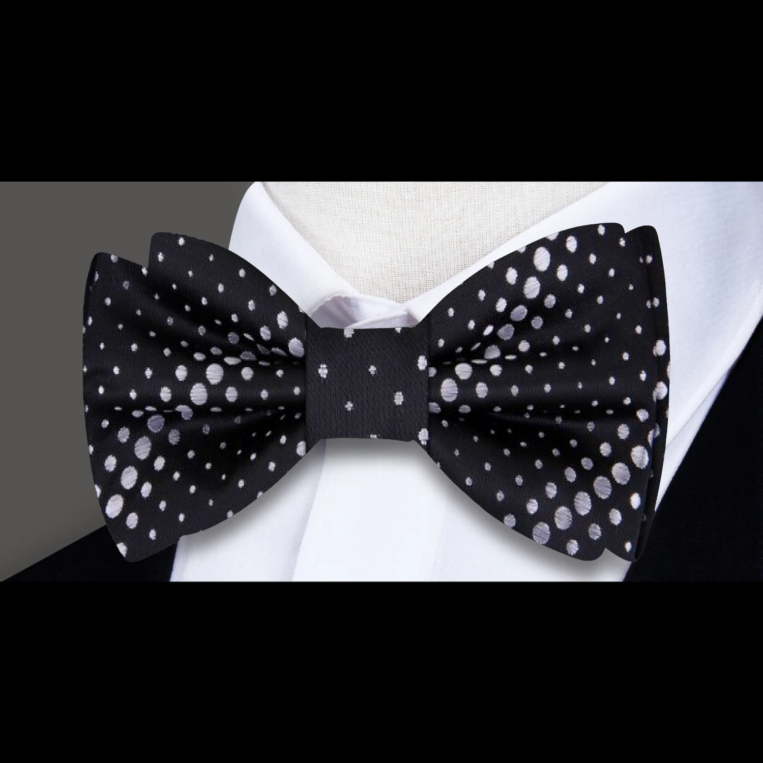 Black, Silver Geometric Dots Bow Tie 