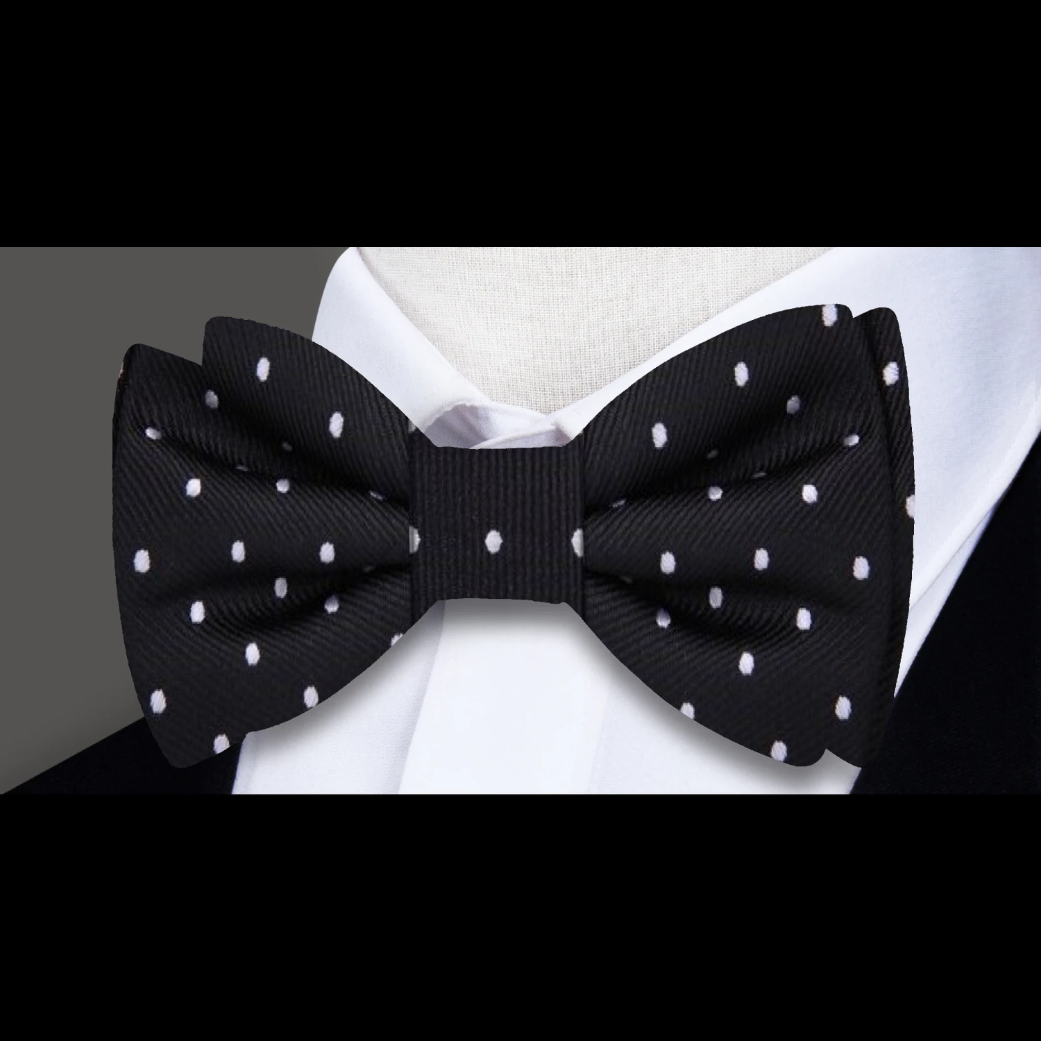 Black, White Small Dots Bow Tie Pre Tied