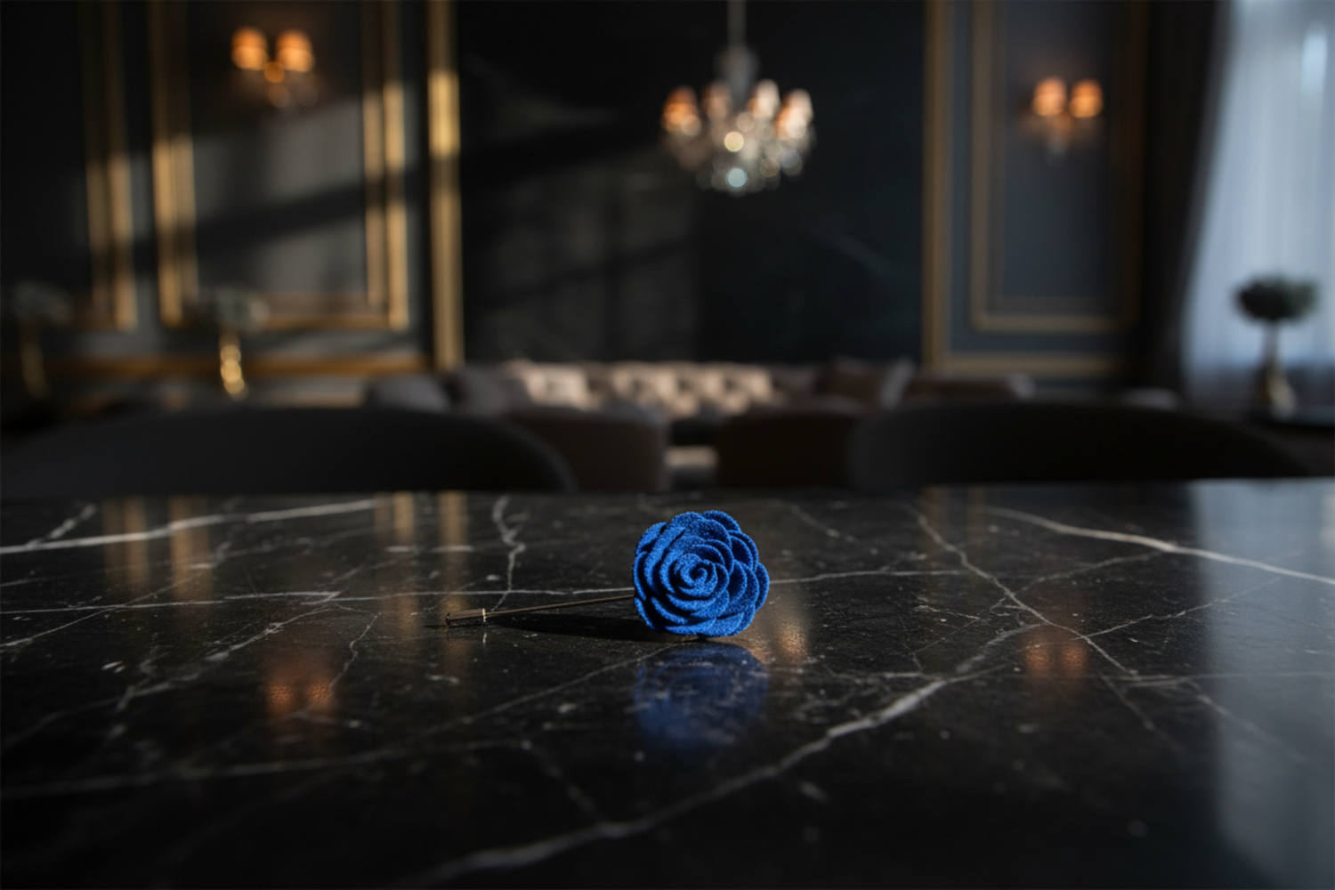 A Solid Blue Wide Petal Flower Shaped Lapel Pin||Blue