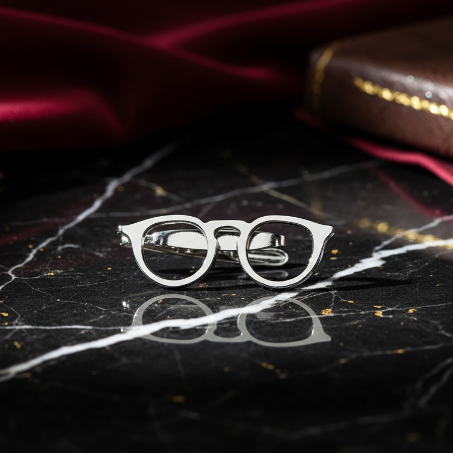 Chrome Glasses Tie Clip