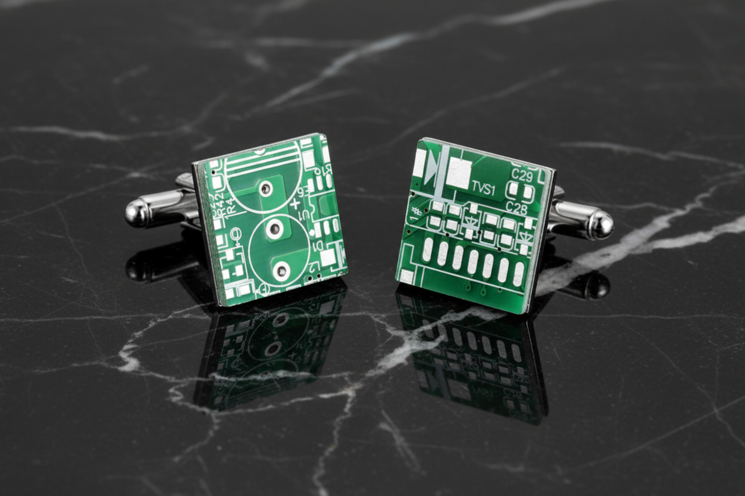 Green Chip cufflinks lux