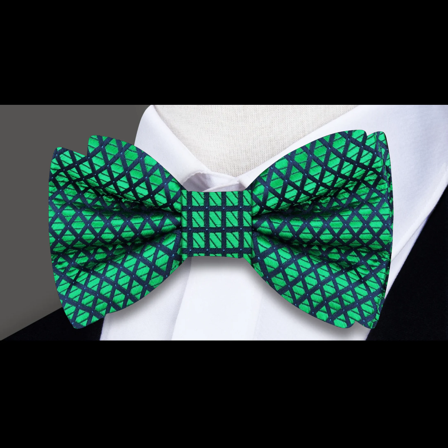  A Green, Black Geometric Check Pattern Silk Bow Tie