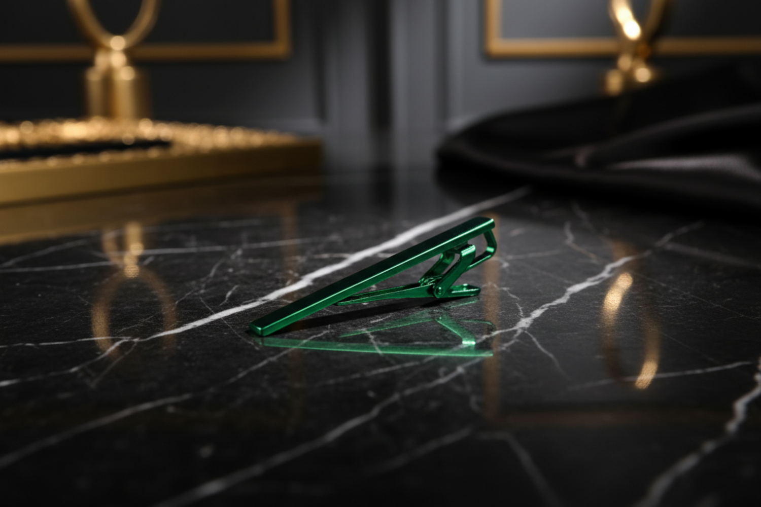 Green Tie Bar