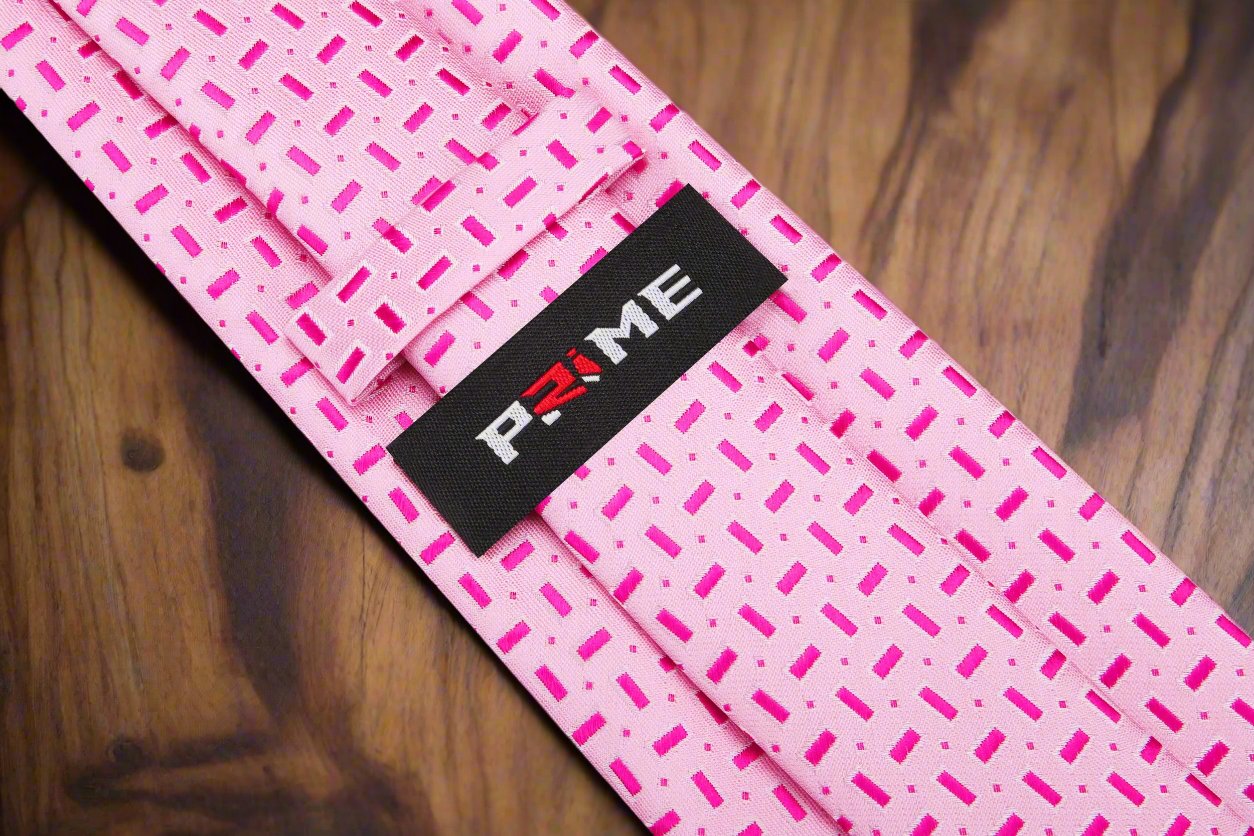 Shades of Pink Geometric Necktie Keep