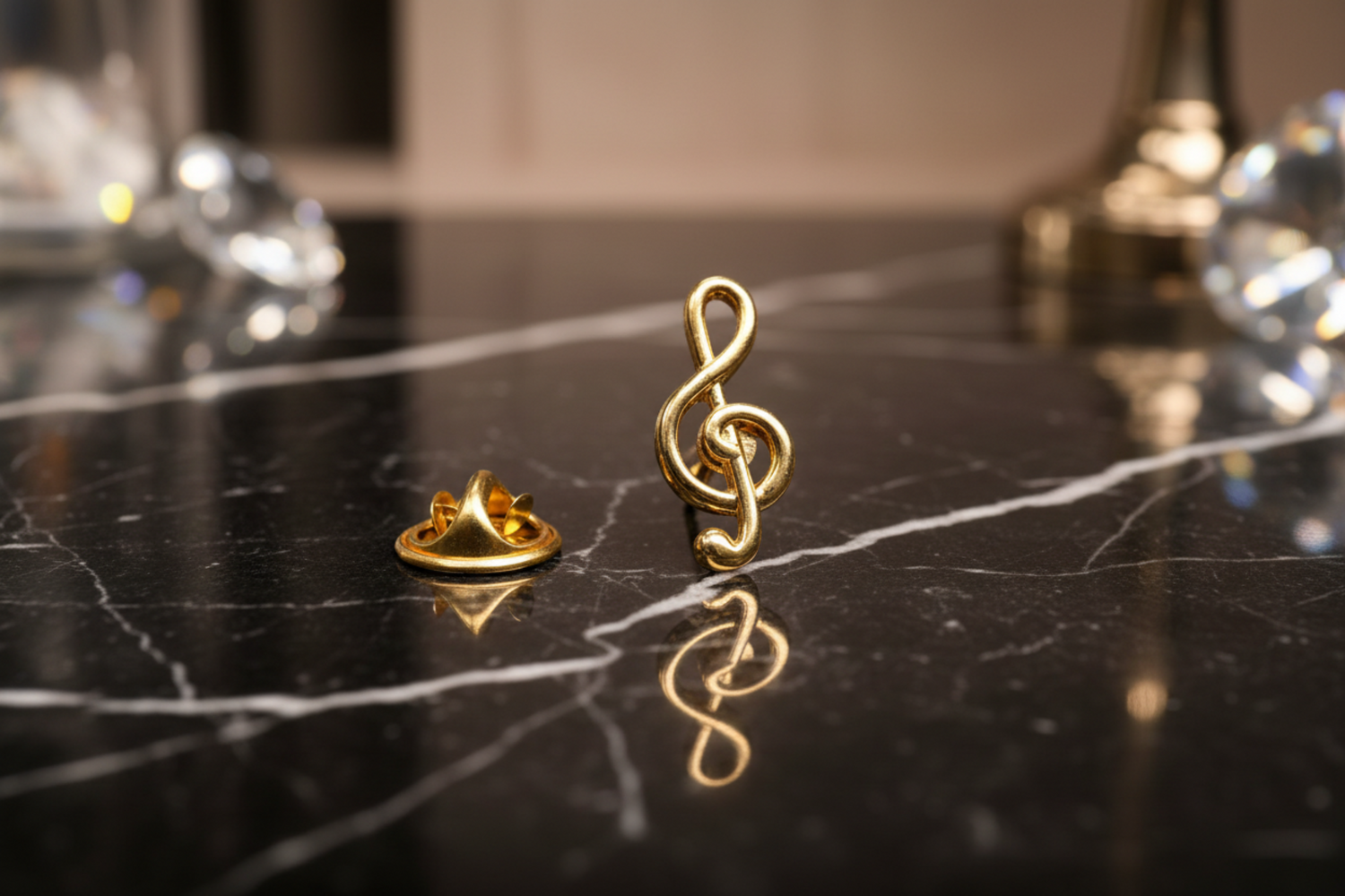 2 Gold Treble Clef Lapel Pin