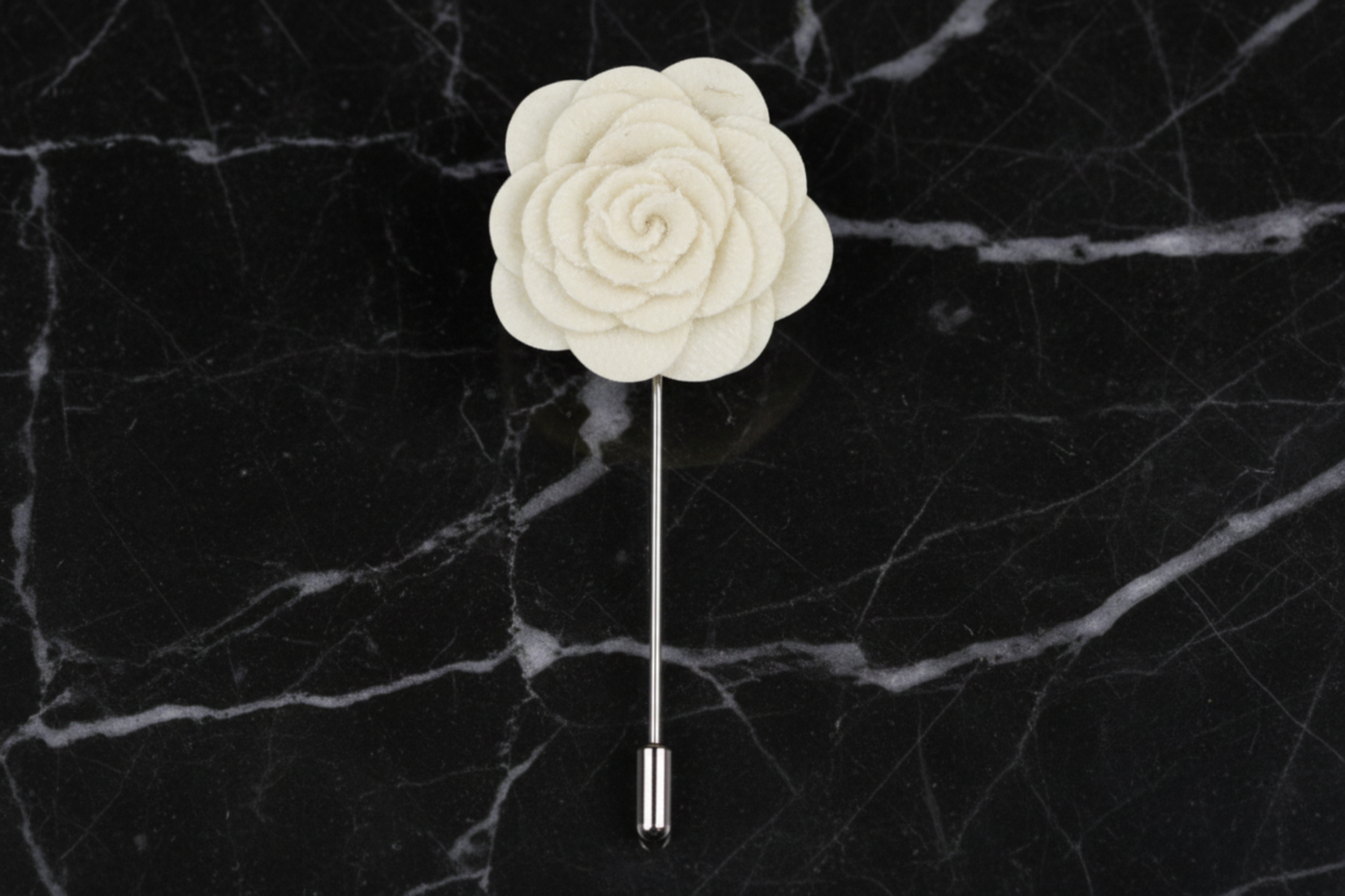 A Solid Off White Wide Petal Flower Shaped Lapel Pin||Off White