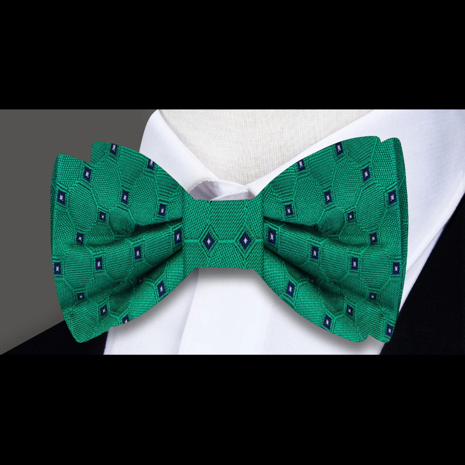Main Green Geometric Bow Tie