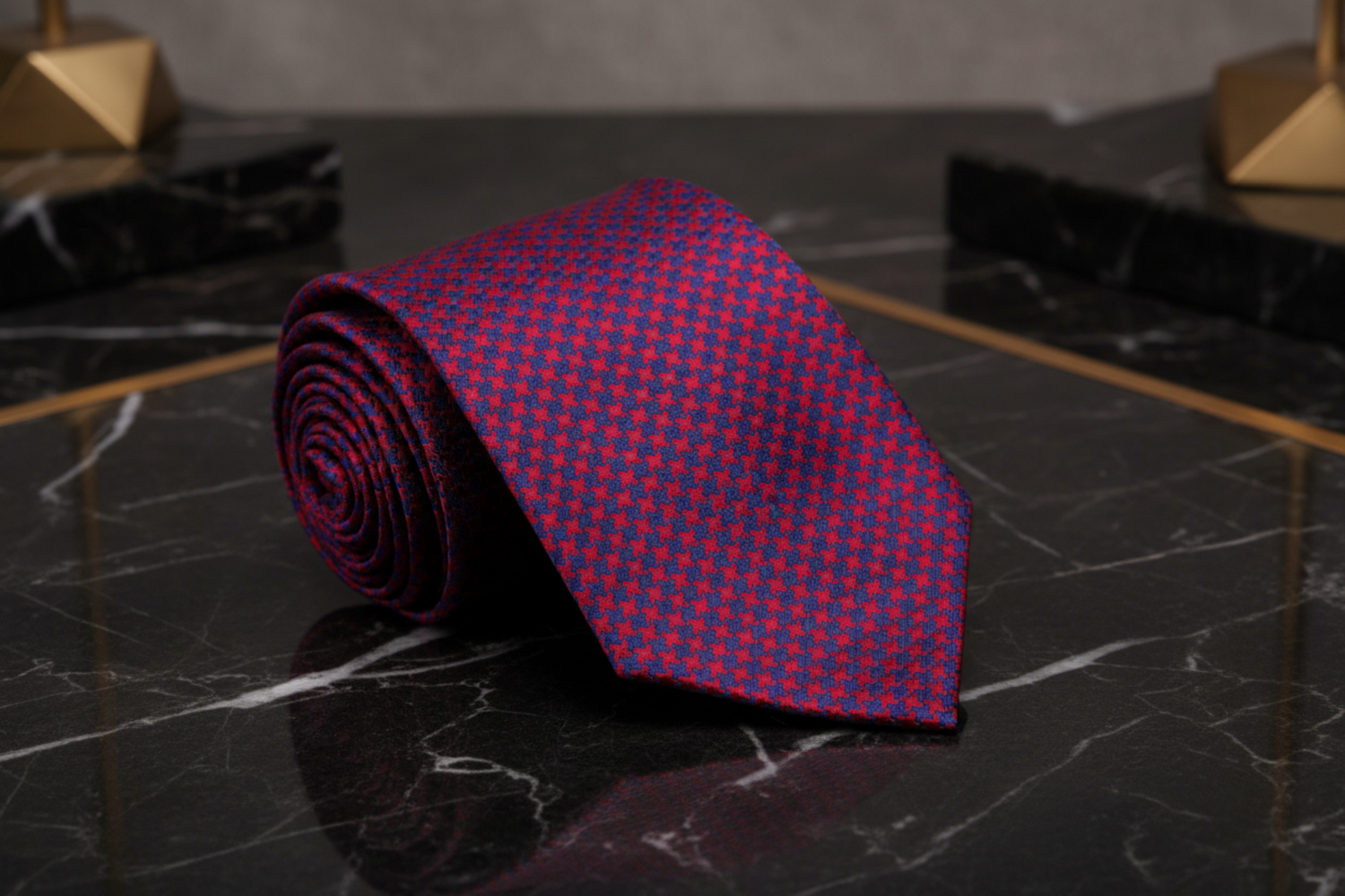 Red and blue patterned tie 