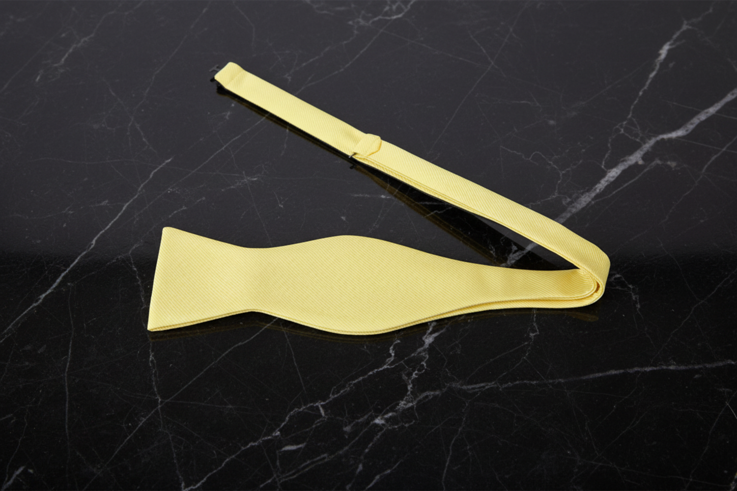 Solid Lined Yellow Self Tie Bow Tie