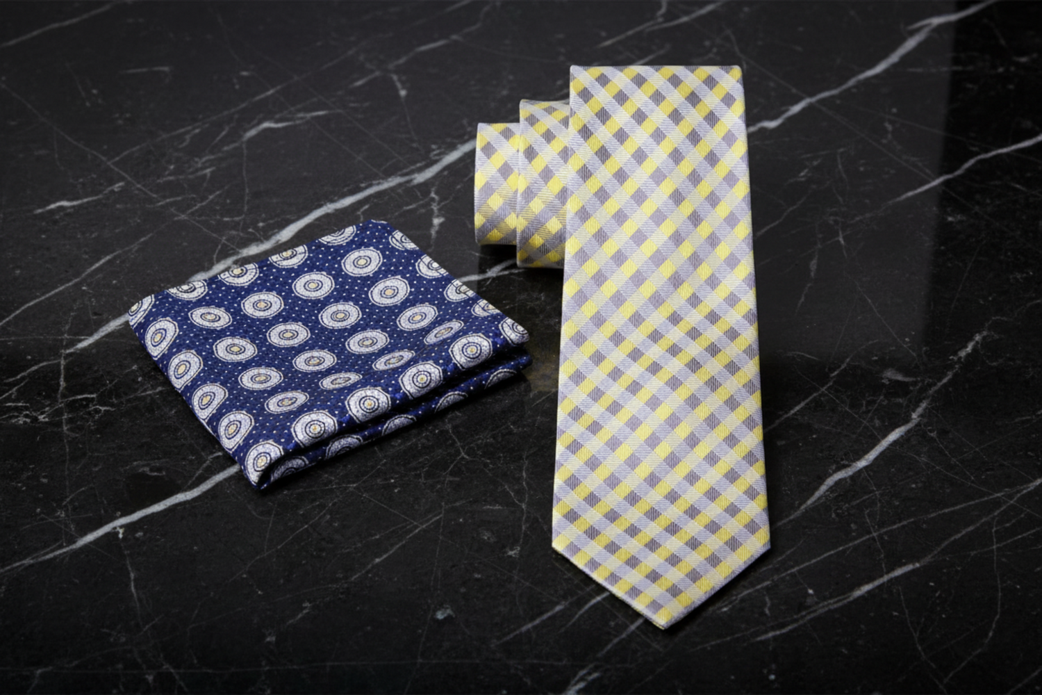 Alt Yellow, Grey check necktie and accenting square
