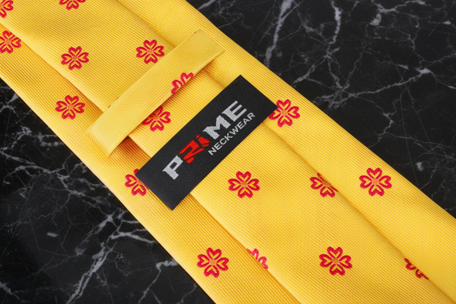 Yellow, Red Clovers Tie Keep