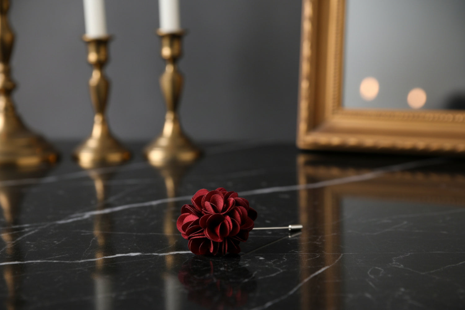 A Solid Red  Lapel Flower||Red