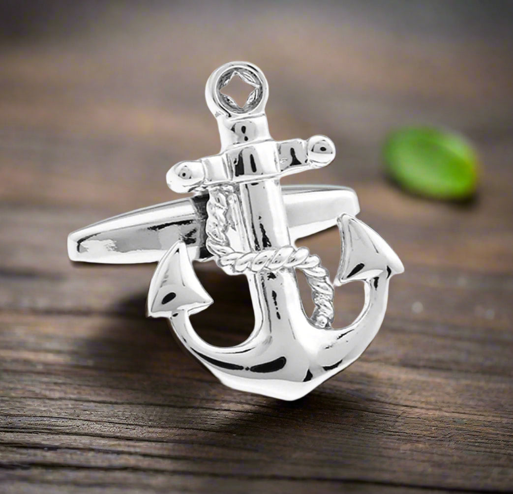 Alt view A chrome colored boat anchor shaped cuff-link 
