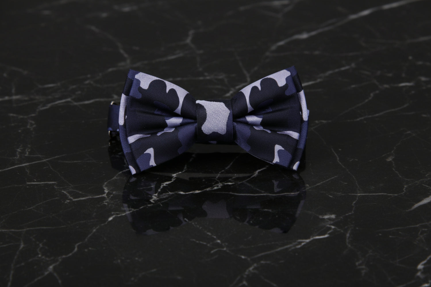 A Black, Grey Camo Fleck Pattern Self Tie Bow Tie 