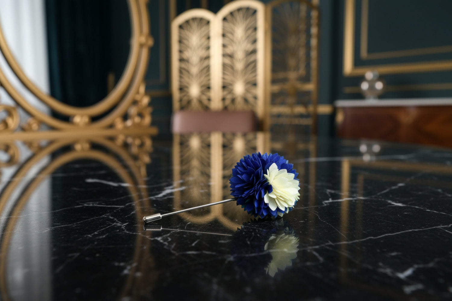 Main View: A Blue, White Thin Petal Lapel Flower