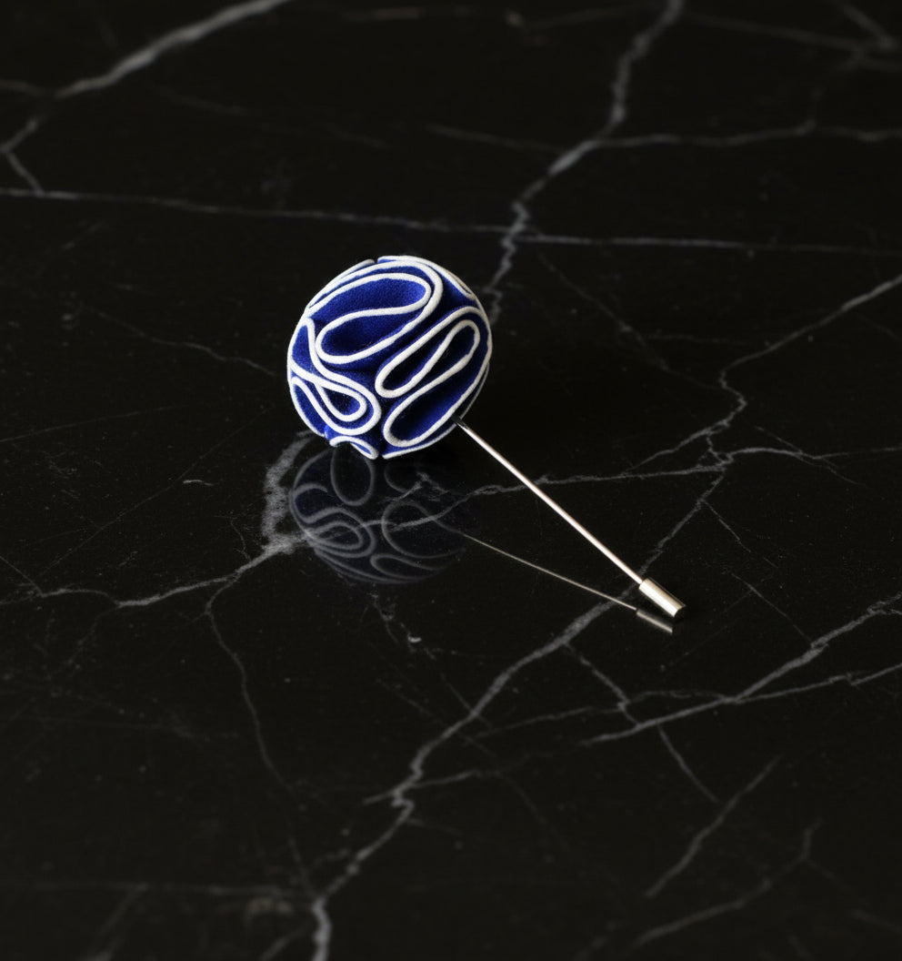 A Blue, White Leafy Petal Flower Shaped Lapel Pin||Blue, White