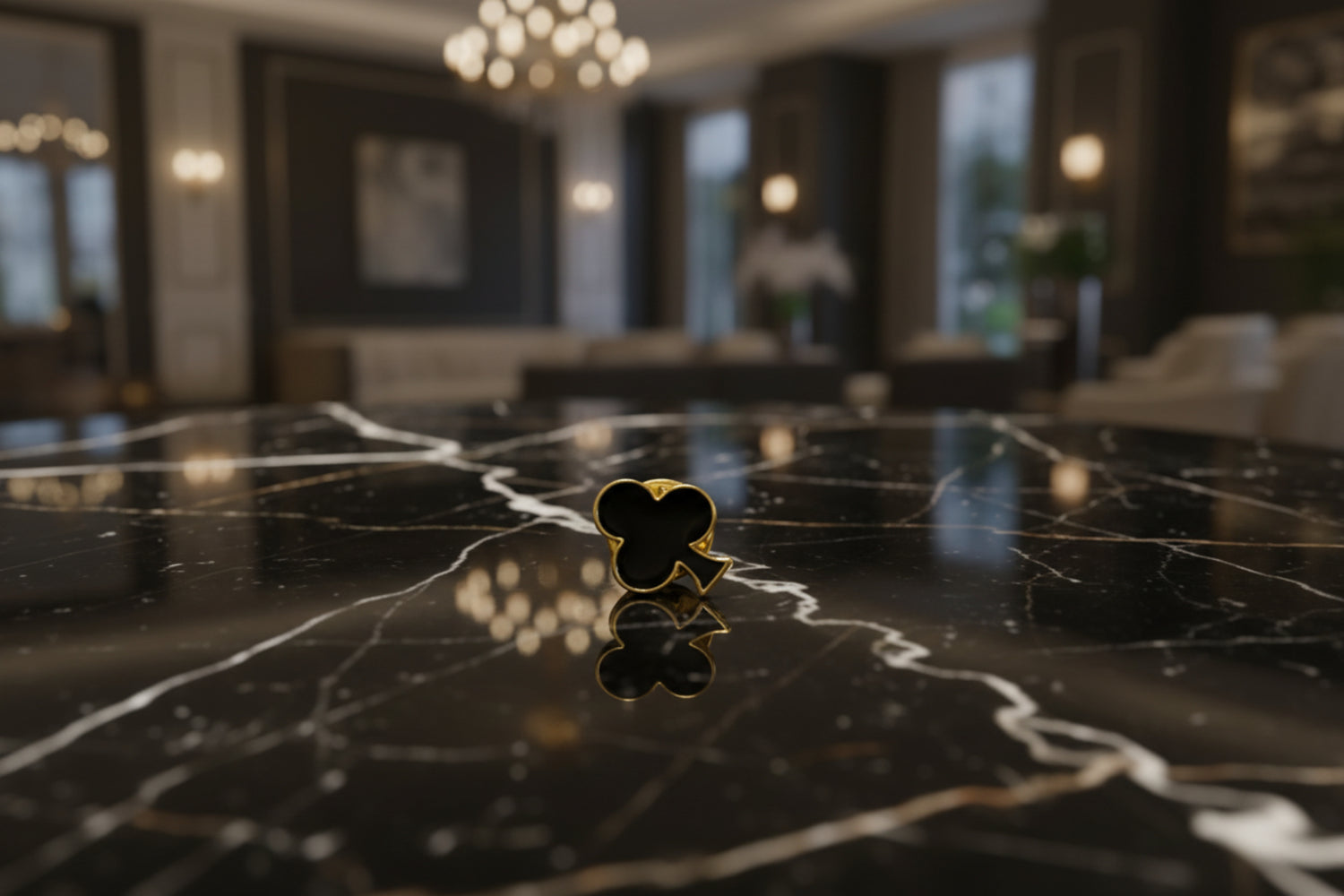 clover lapel pin