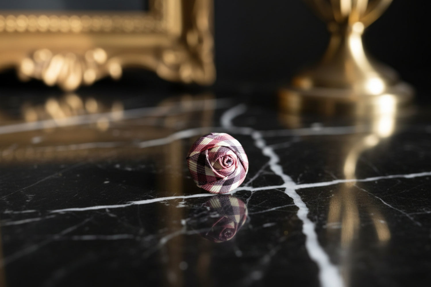 A Purple, Red plaid Pattern Lapel Bud Flower