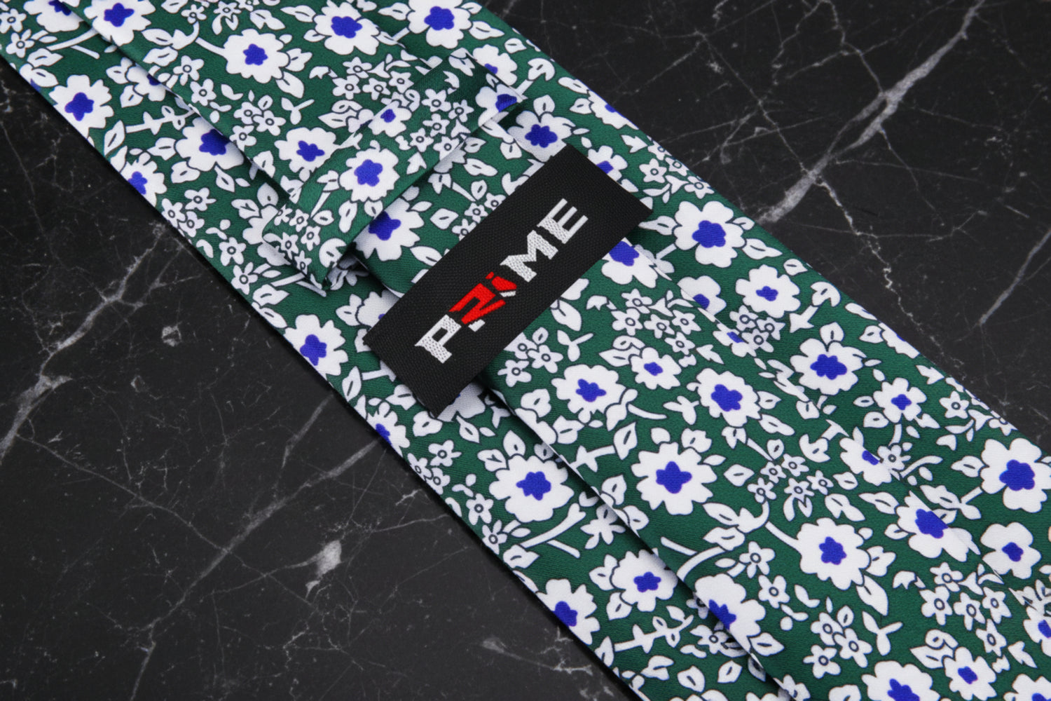 Green, White, Blue Flowers Tie Keep