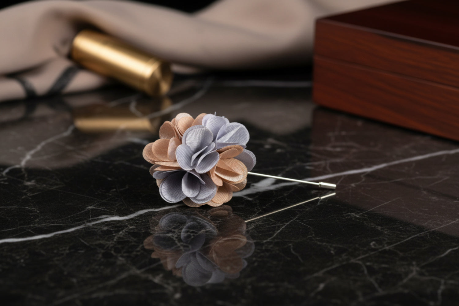 A Tan, Grey Small Leaf Lapel Pin||Grey, Tan