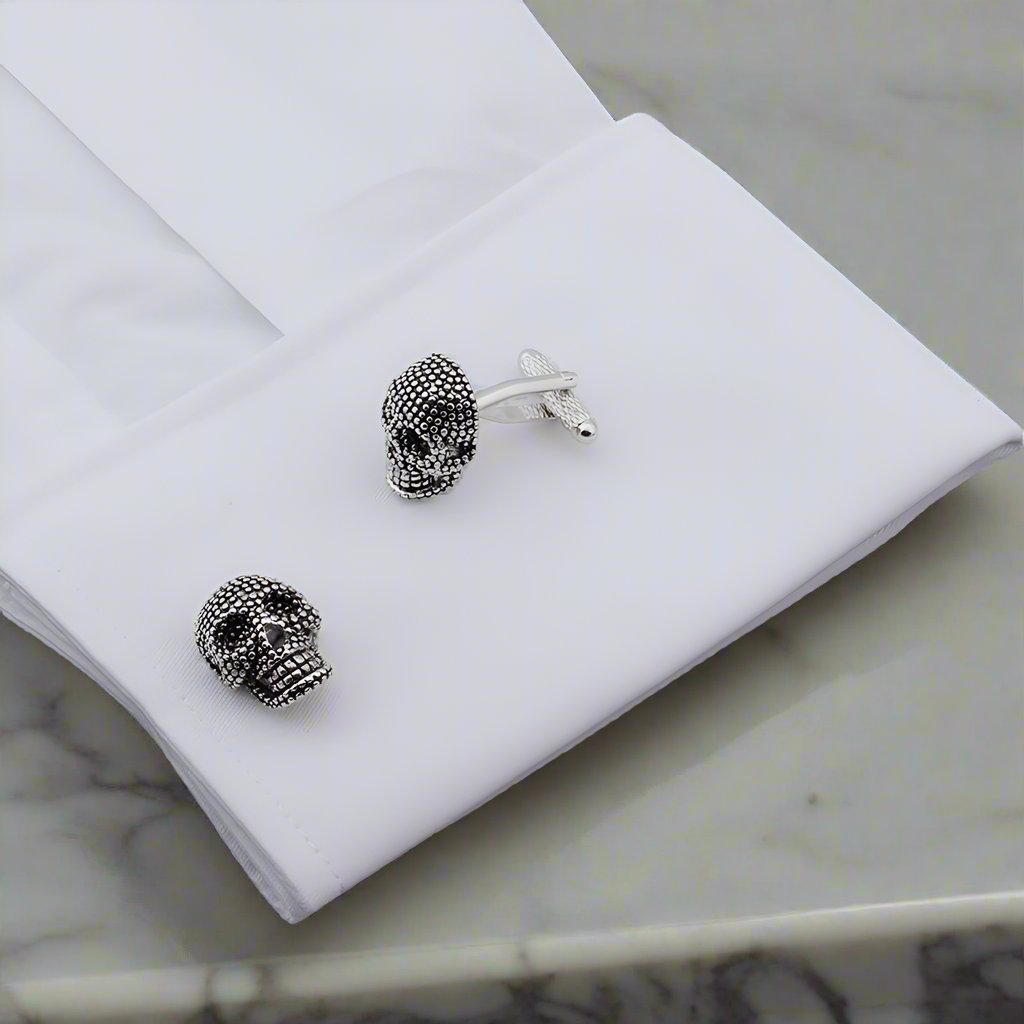 A Gemstone Skull Head Cuff-links||Skulls with Gems