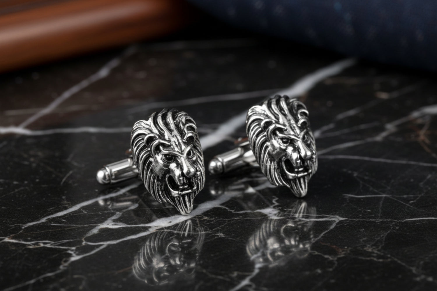 A Chrome, Black Color With Lion Head Shape Cuff-links||Chrome, Black