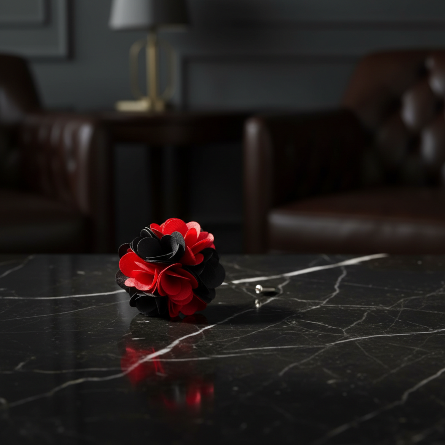 A Red, Black Small Leaf Lapel Pin||Red, Black