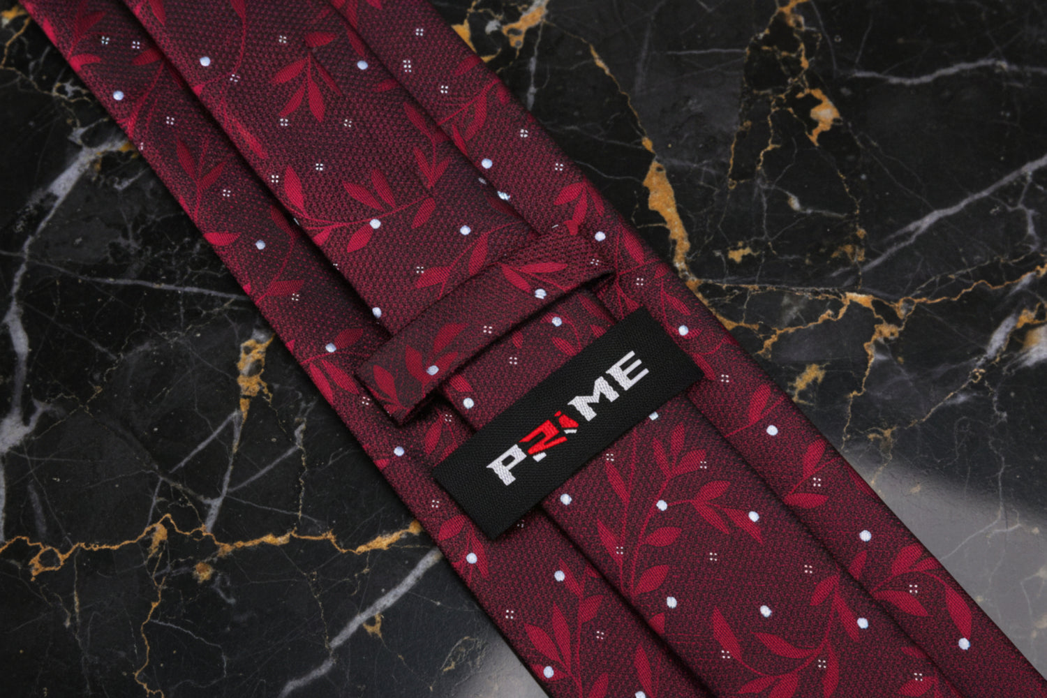 Deep Red Vines Necktie Keep