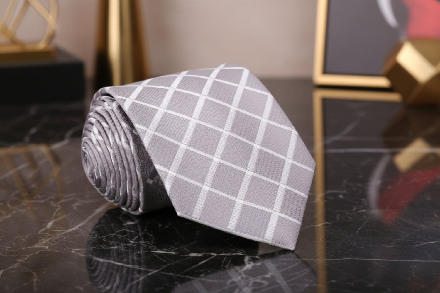Pearl Geometric Tie  