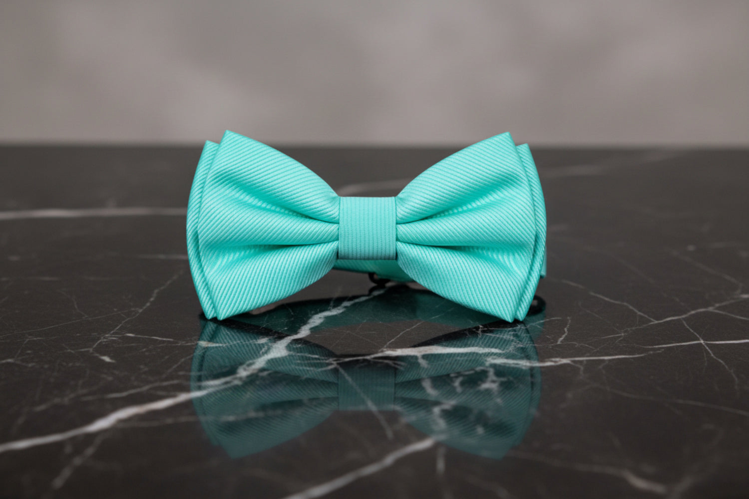 A Mint Solid Pattern Self Tie Bow Tie