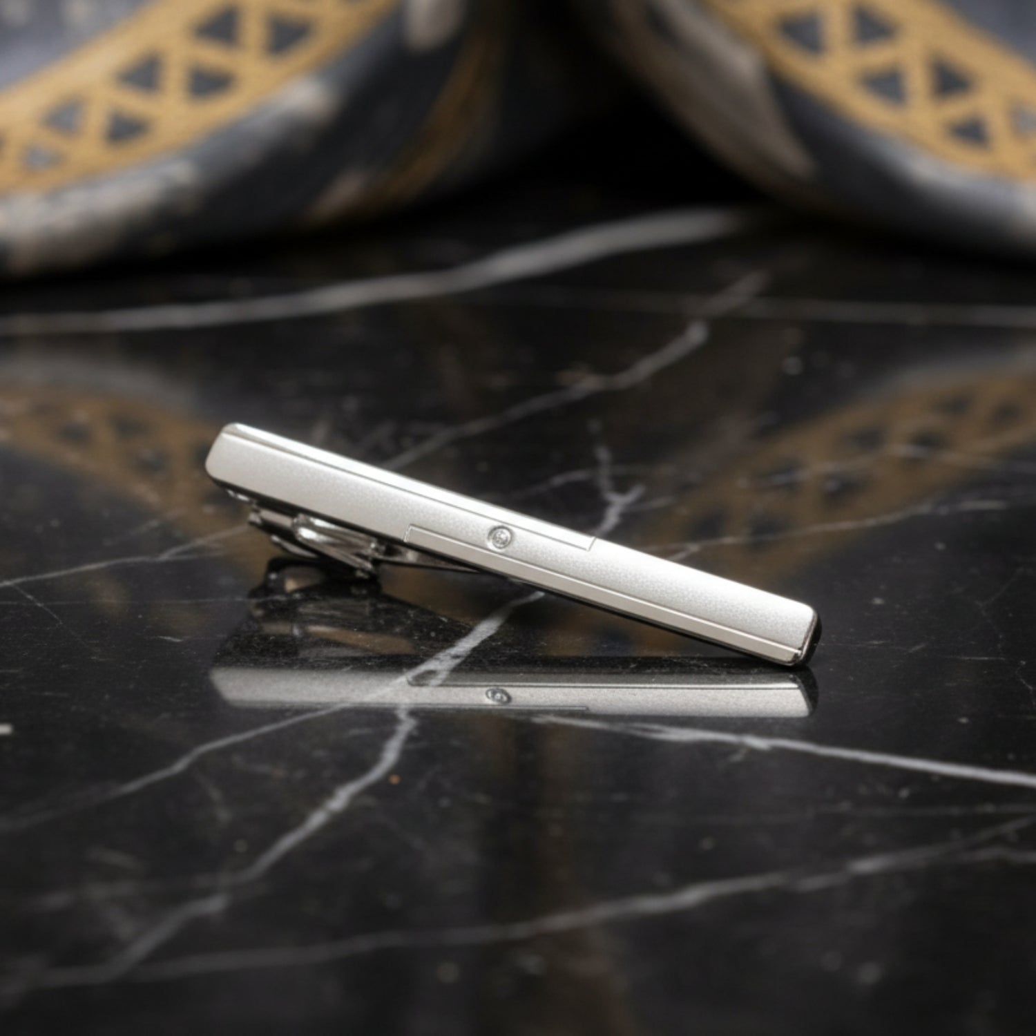 Geometric Modern Tie Bar in silver